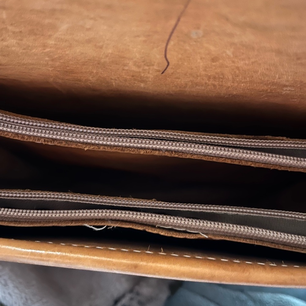 A cowgirl handbag